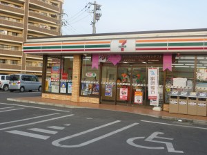 セブンイレブン　前原駅南２丁目店