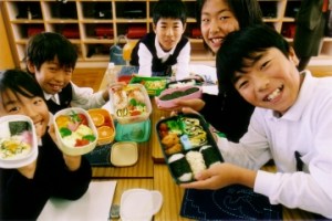 お弁当の日HPより